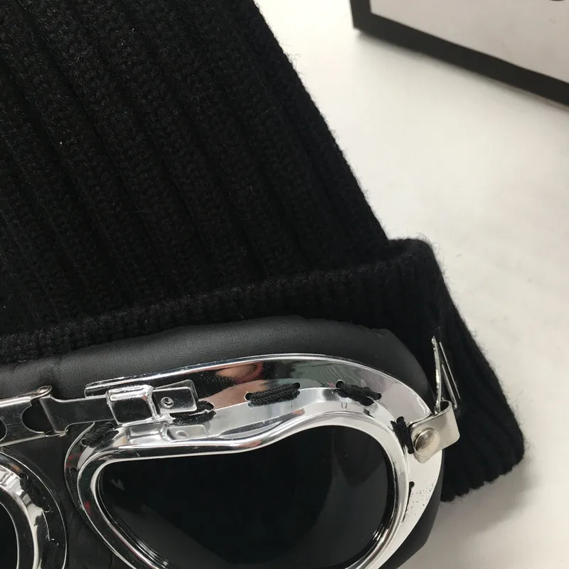 HTB1F4_hbAyWBuNjy0Fpq6yssXXaK