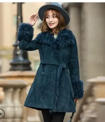 Тёмно-синий Suede Outside Natural Fur Collar Women's Winter Jackets With Belt Vintage Style Jackets Women Fashion Dropshipping Jacket - Цвет: Тёмно-синий