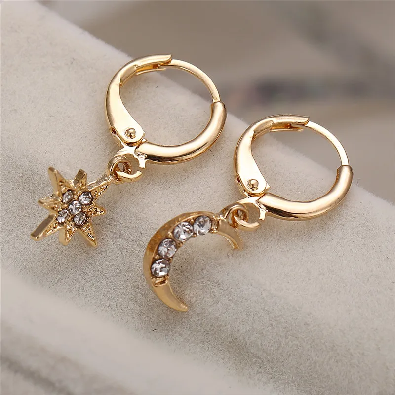 

2019 New Arrival Fashion Classic Geometric Women Dangle Earrings Asymmetric Earrings Of Star And Moon Female Korean Jewelry