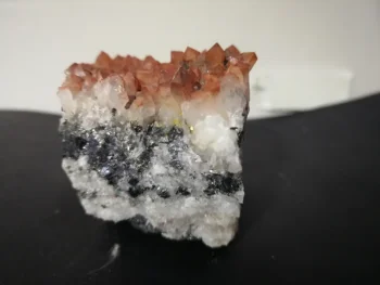 

222.9gMineral sample of natural red crystal galena