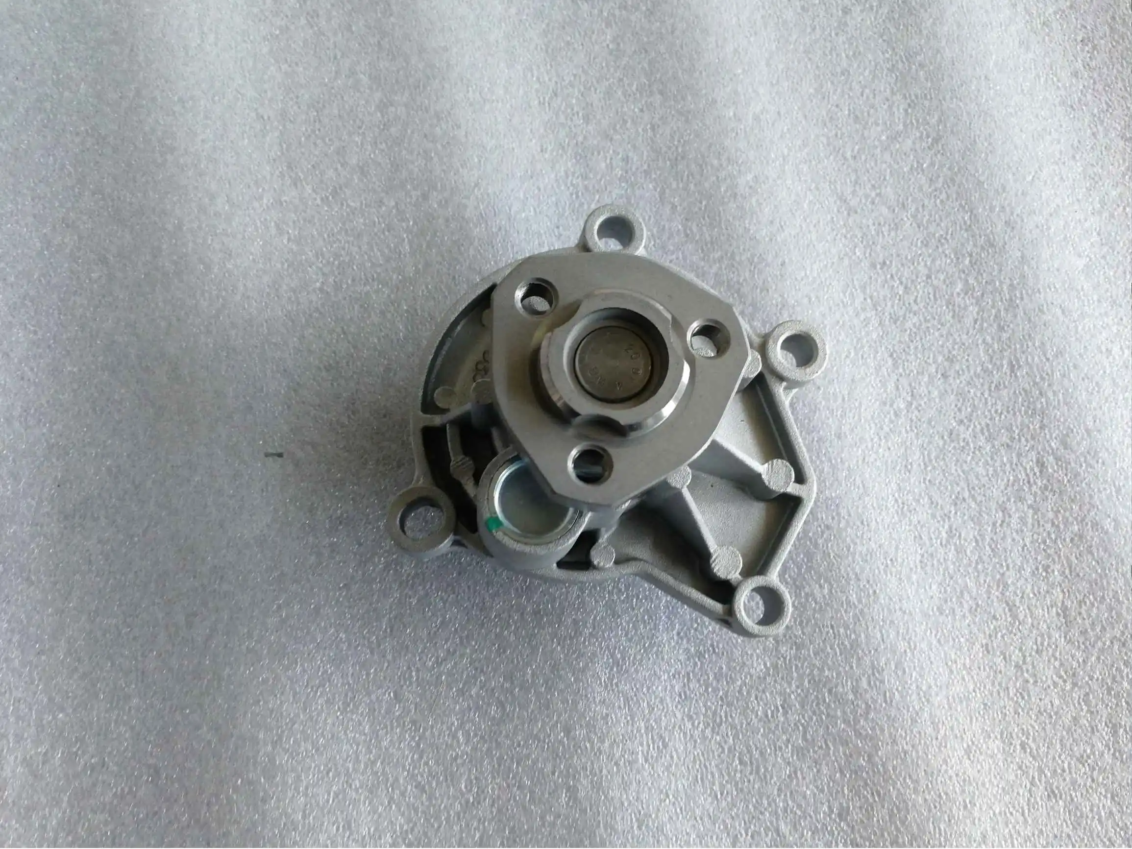 Водяной насос хорошего качества для AUDI/SEAT CORDOBA (6L2) 1 2 OEM:03D121005 03D121013B 03D121005X