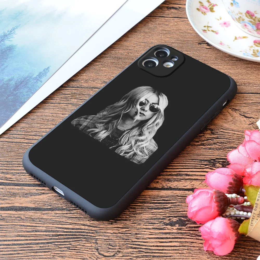 

For iPhone Black And Momsen Print Soft Matt Apple iPhone Case