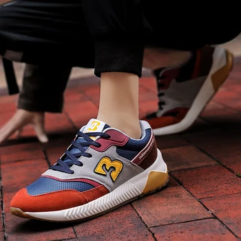 

2020 Unisex Shoes Running Men Lace Up Men Sports Sneakers Luxury Brand Ladies Walking Sneakers Big Size Womens Athletic Sneakers