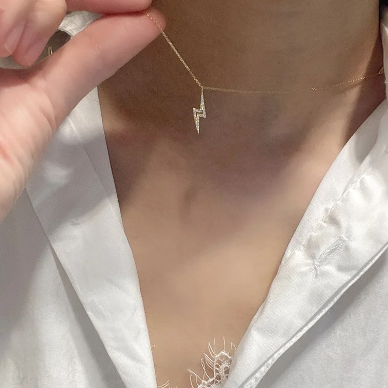 여성을위한  반짝 이는 지르콘 번개 펜던트 목걸이 한국 14K 골드 도금 기질 보석 선물