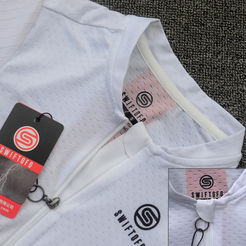 Swiftofo黒skinsuitサイクリングスーツの男トライアスロン道路