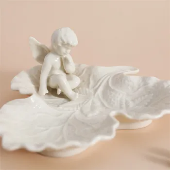 

tableware cerami plates Maple leaf shape White angel pretty dinner plates Can use as Decorative storage fruit compartment plate