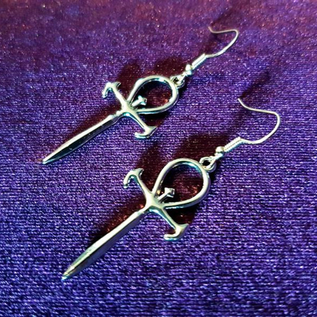 Vampire Gothic Ankh Cross Necklace Occult Pendant Charm Dracula Nosferatu Symbol Fashion Original Jewelry Gift Fashion New