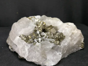 

379.2gNatural chalcopyrite and quartz crystal intergrowth mineral crystal specimen, furniture ornament