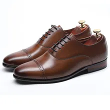 Genuine Cow Leather Toe Cap Wedding Men Shoes Designer Dress Shoes Black Brown Lace-up Fashion Italian Brand Shoes Genuine Cow Leather Toe Cap Wedding Men Shoes Designer Dress Shoes Black Brown Lace-up Fashion Italian Brand Shoes