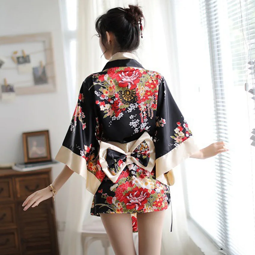 Vintage Floral Print Kimono News Japanese Style Night Gown Yukata Dress for Women Yukata Asian Clothes Sexy Split Summer