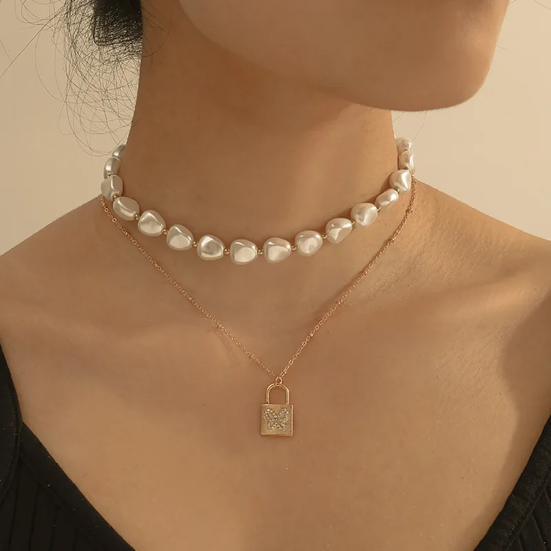 

cross-border accessories temperament geometrical irregular imitation pearl sautoir padlock micro butterfly necklace