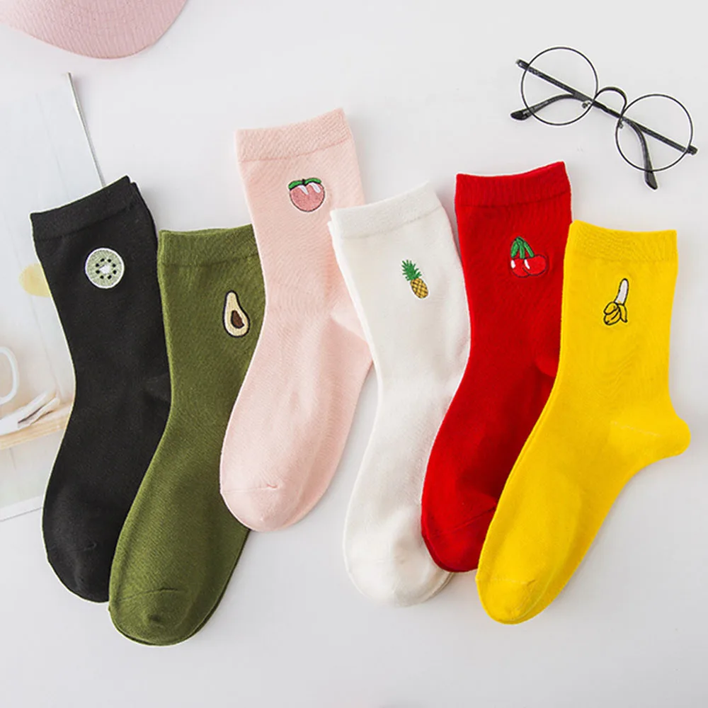 Christmas Funny Gift Embroidery Pattern Cotton Cartoon Casual Kawaii Peach Cherry Avocado Fruit Print Socks Retro Loose