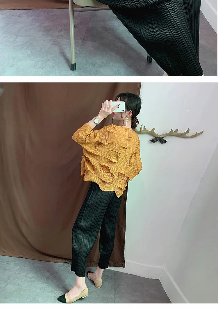 Irregular Pleated T-shirt New Fashion Japan Style Solid Three-quarter Sleeves Miyake Wrinkle Women Shirts Plus Size Tops