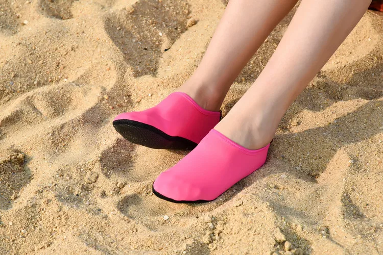 Men Women Aqua shoes Anti Slip Beach Shoes (43)