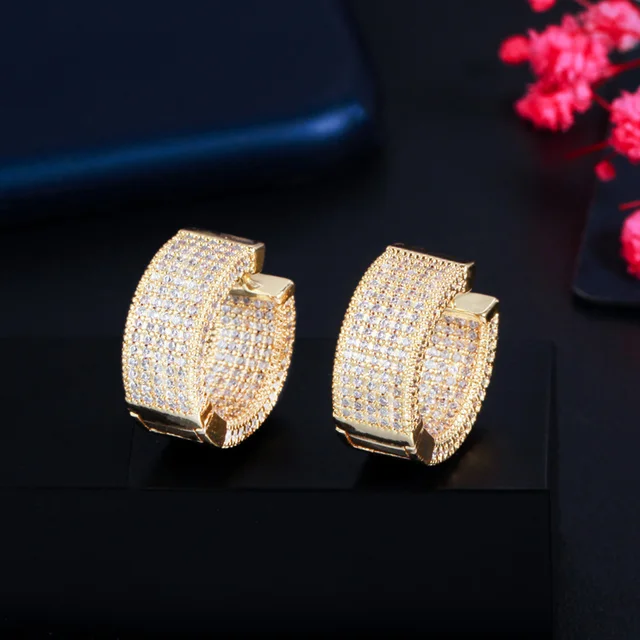 Pera Trendy Micro Full Multicolor CZ Pave Golden Color Circle Hoop Earrings for Women Wedding Party Exquisite Jewelry Gift E761 Gold White