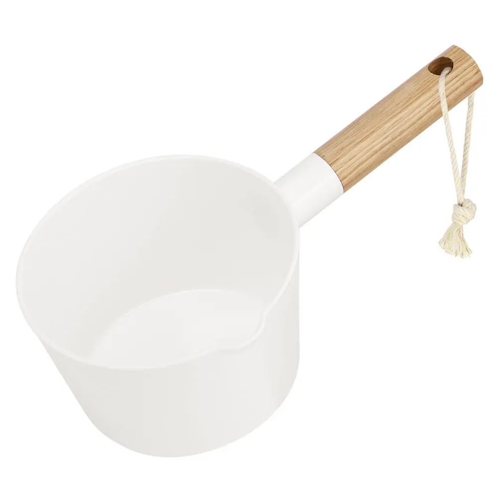 Водяной ковш Hemoton с длинной деревянной ручкой для воды ванной дома кухни комнаты