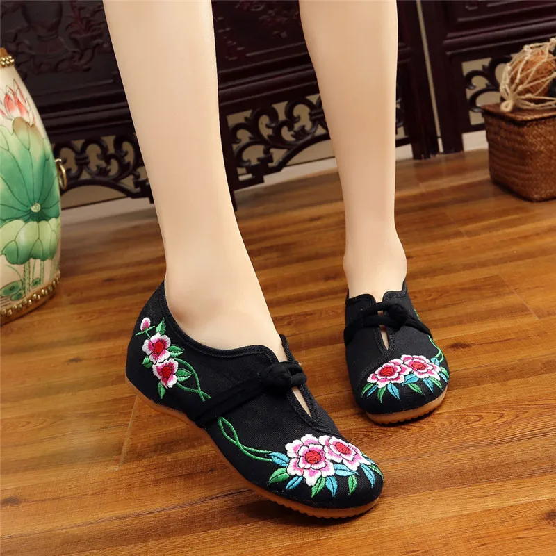 Большой размер 43; модная женская обувь; повседневная обувь mary jane на плоской подошве в стиле «старый пекин»; женская тканевая обувь с вышивкой в китайском цветочном стиле