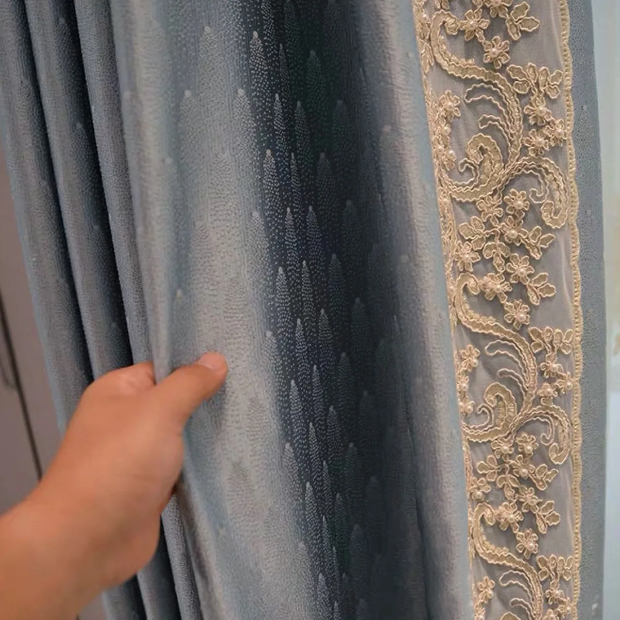 Free return High-quality Modern beautiful European Style Luxury Blue Blackout Curtains for  Living Room Bedroom customize