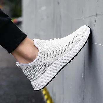 

New Men's Fashion Sports Shoes Tennis Walking Shoes Summer Breathable Comfortable Casual XD88