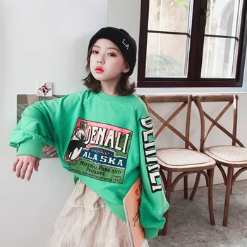 

Fall 2020 new girls positive and negative terry stitching graffiti print sweater t-shirt