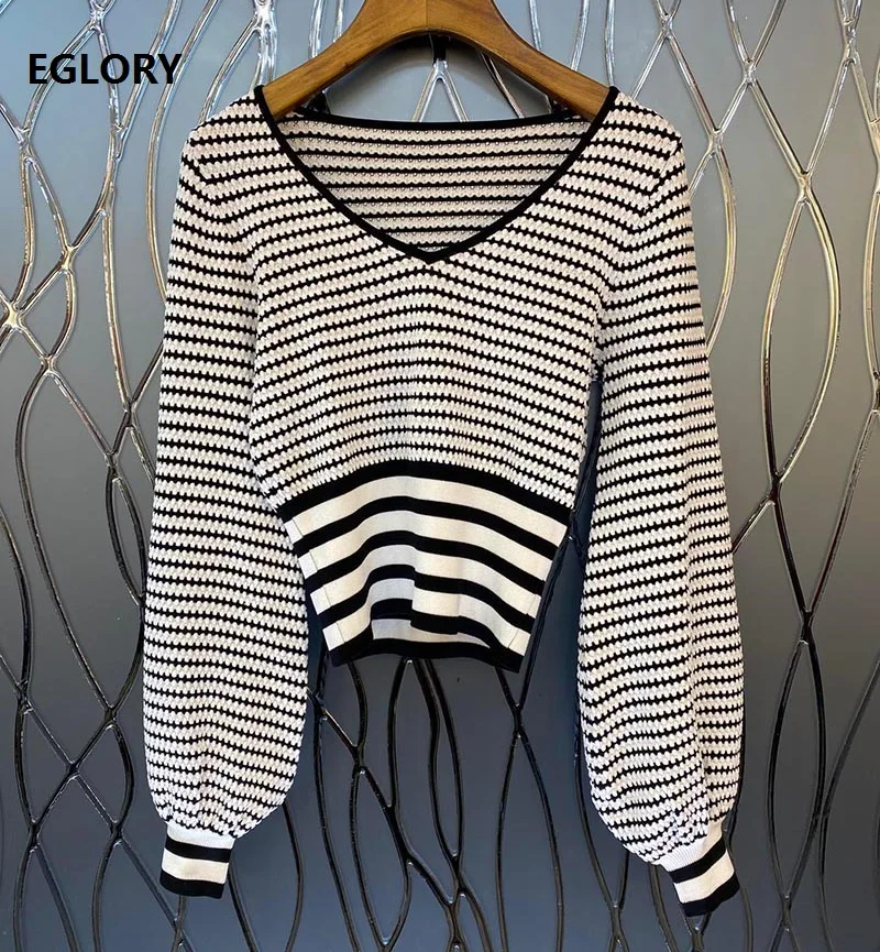 

2020 Autumn Winter Fashoin Tops Women V-Neck Striped Patterns Knitting Long Sleeve Casual Basic Sweaters Ladies Soft Knitwear