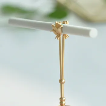 

Elegant Lady Smoker Cigarette Holder Ring (Golden,S M are available )