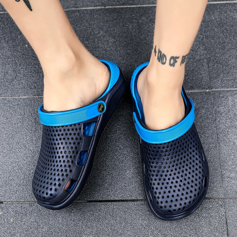 

2020 Summer Style man Beach sandals Hollow Jelly Garden Breathable hole cutout Slip On Men Clogs cool Flat shoes sandalias mujer