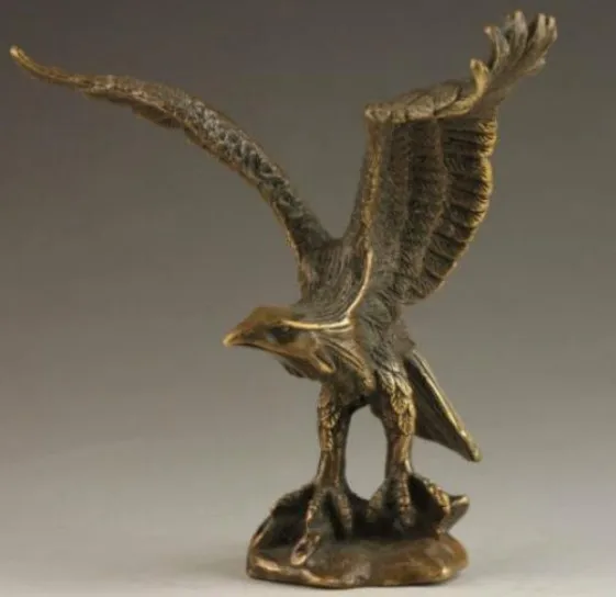 

309 Chinese Vintage Brass Handwork Hammered Wealth Succeed Eagle Statue