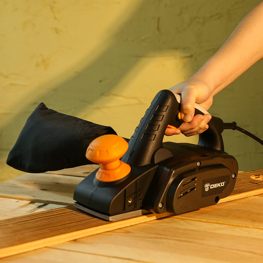 DEKO DKEP900 220V 900W Electric Planer Plane Variable Speed Hand Held Power Tool Wood Cutting With Accessories