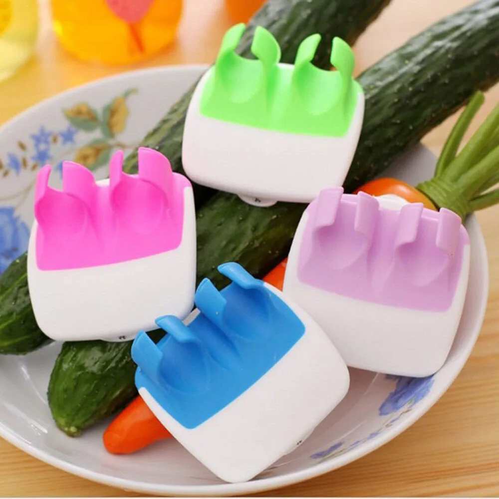 New 1 Creative Finger Held Palm Peeler Easy Hold Kitchen Gadgets Vegetable Fruit Slicer Peeler Durable Kitchen Accessories
