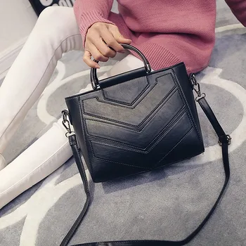 

2020 summer new fashion women's portable messenger bag killer bag fashion shoulder bag lady bag