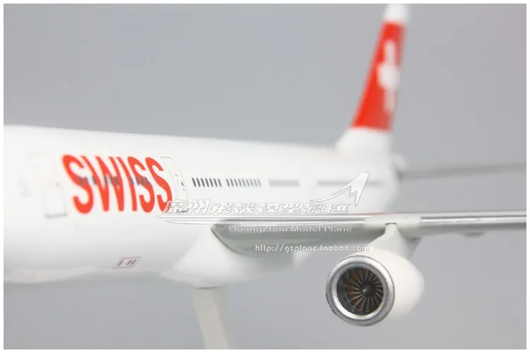 Swissair Airbus A330-300 1: 200 собранные Самолеты Модель 31 см швейцарские авиалинии на Рождество подарок на день рождения для детей и взрослых