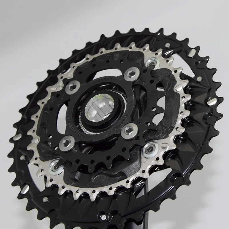 Shimano M523 святить цельное шлицевой шатун со звездами для велосипеда Шестерни 10-Скорость шатун для горного велосипеда 30 Скорость диаметра окружности болтов