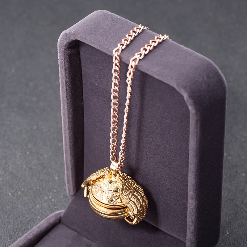

DIY Magic 4 Photo Pendant Memory Floating Locket Necklace Angel Wings Flash Box Fashion Album Box Necklaces Anniversary Gift