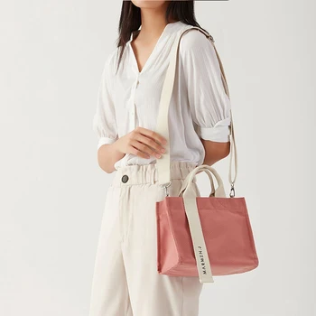 

2020 Niche Designer Simple and Fashionable Horizontal Canvas Hand-held Wide Shoulder Strap Shoulder Bag Crossbody Bags GG Bolso