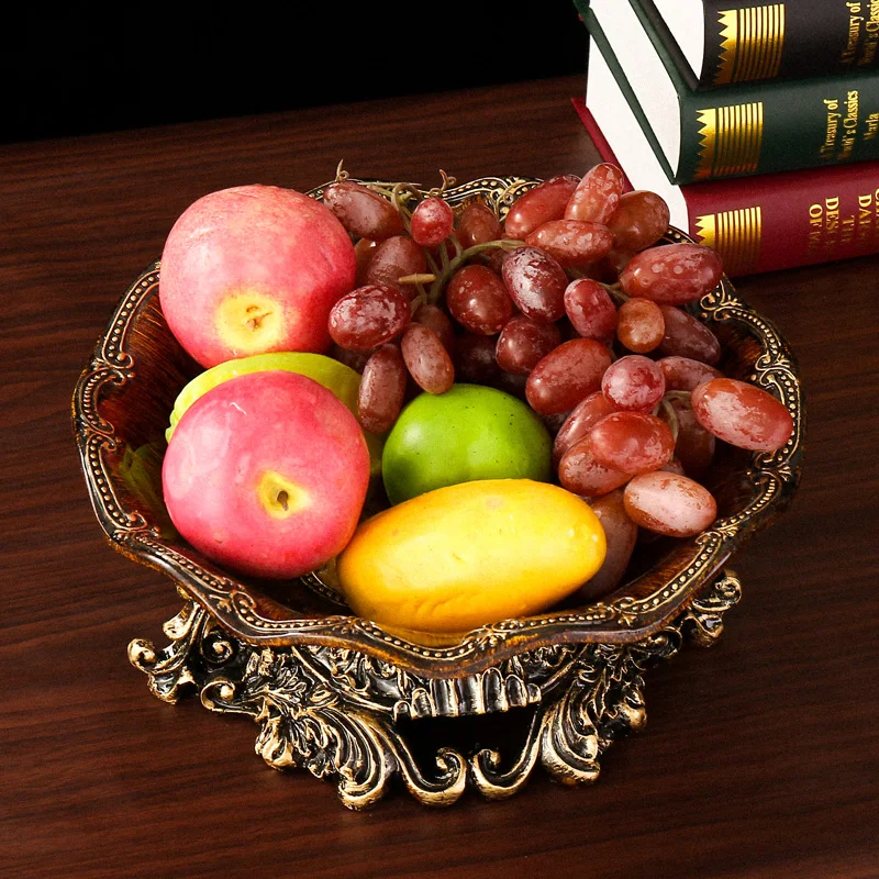 

European large fruit plate high grade living room coffee table American retro luxury dried fruit candy plate household tea table