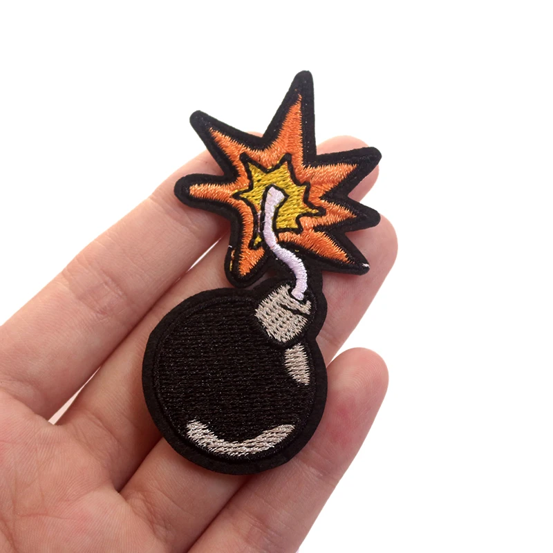 1PCS Burning Bomb Embroidered Patches Iron On For Clothing Hat DIY Stripes Applique Badge Stickers Backpack Clothes Accessories