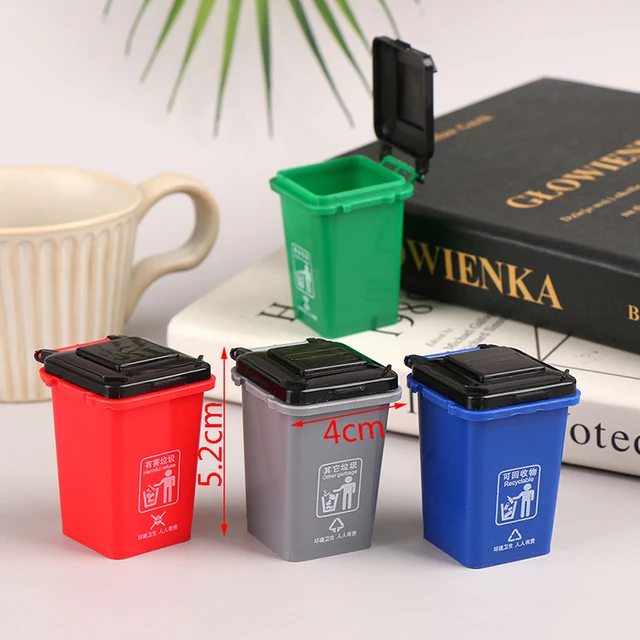 1:12 Dollhouse Decor Toys MiniTrash Can Model / Mini Waste Bin / Pen Organizer Home Storage Can Plastic Rolling Trash Bin 4