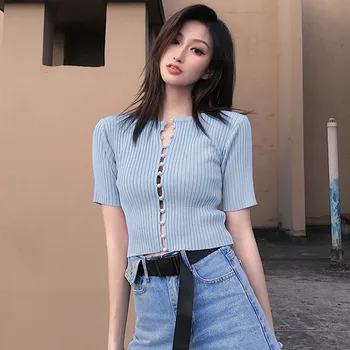 

Fashion O-Neck Short Section Exposed Navel Knitted Short Sleeved T-shirt Retro round neck pearl breasted slim short T-shirt