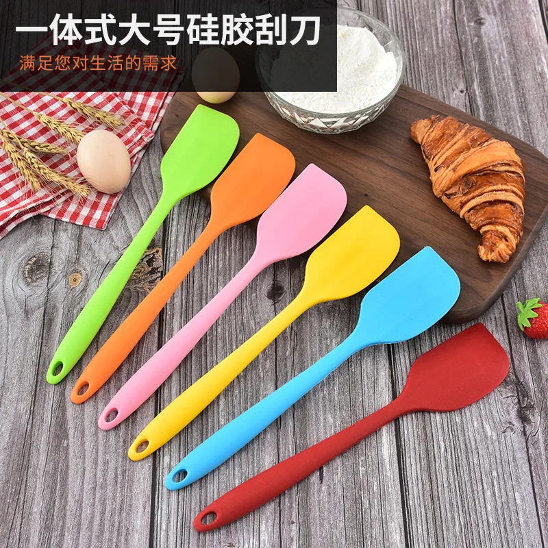 Manufacturers Direct Selling Silicone Scraper One-piece Kitchen Supplies Cake Cream Scraper Scraper Bakery Widget Wholesale