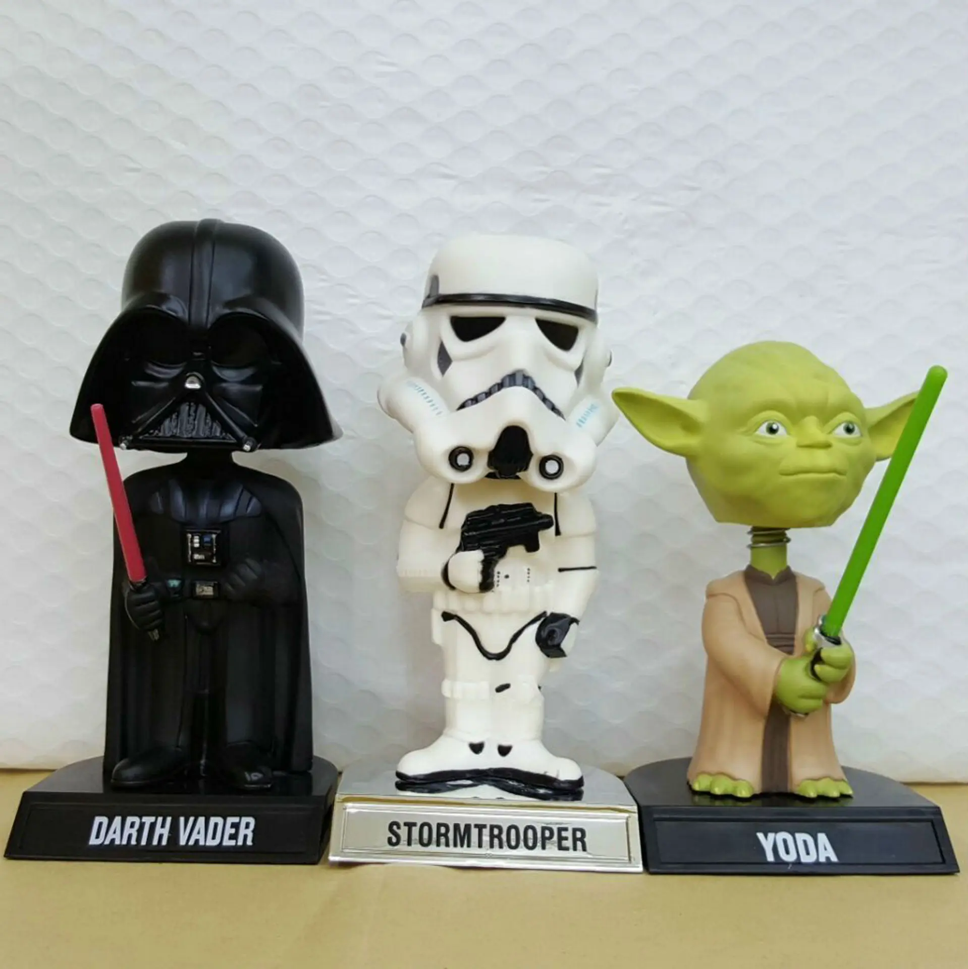 

Star Wars 7 Cute Rotating Darth Vader White Soldiers Master Yoda Boxed Garage Kit