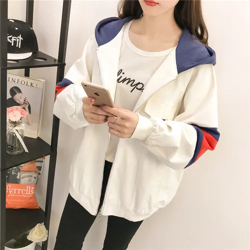 

2019 Autumn Winter White Loose Hooded Cap Back Printing Students Tops New Classic Fashion Simple Slim Female Couple Jackets Girl