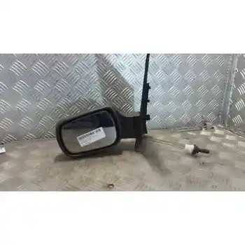 

LEFT REARVIEW Ford PARTY (CBK)
