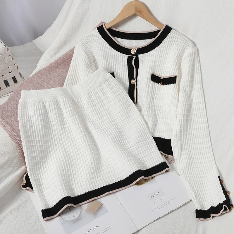 

Korean Spring Autumn Knitted Suit 2020 New Autumn 2 Piece Set Women Short Sweater Cardigan + Bodycon Mini Skirt Two-piece Suits