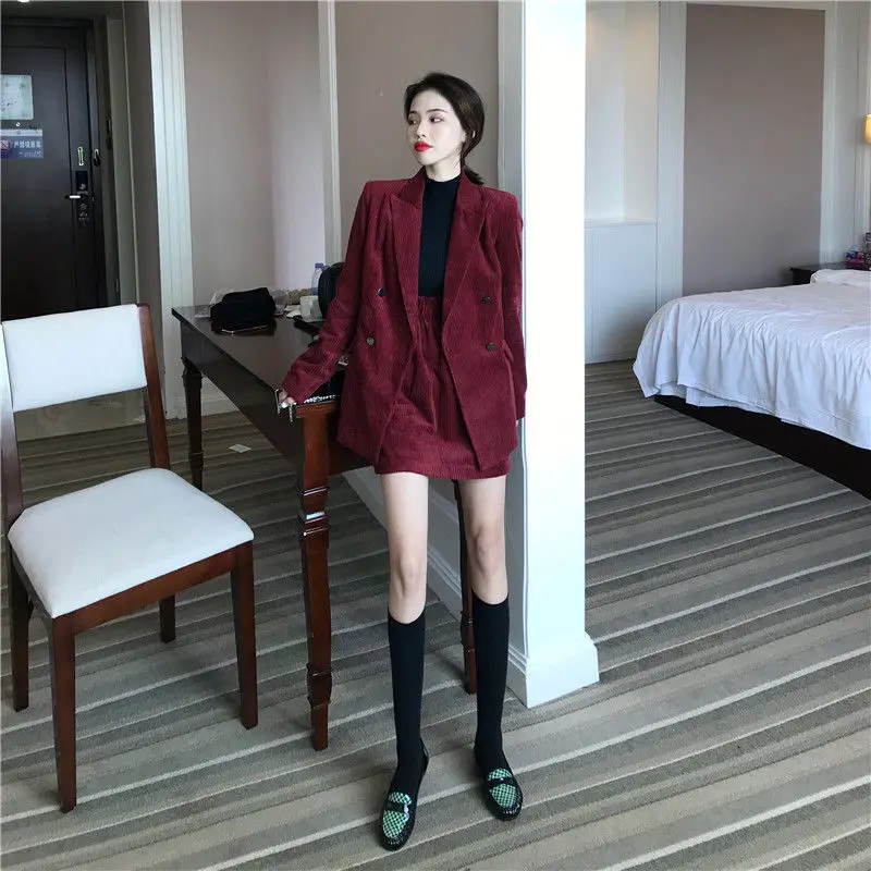 

Small fragrance style temperament celebrities; Two-piece autumn new slim suit jacket skirt loose casual pants