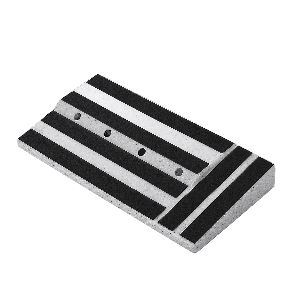 

Big Size Guitar Effects Pedal Board Sturdy PE Plastic Guitar Pedalboard Case with Sticking Tape Guitar Pedals Accessories