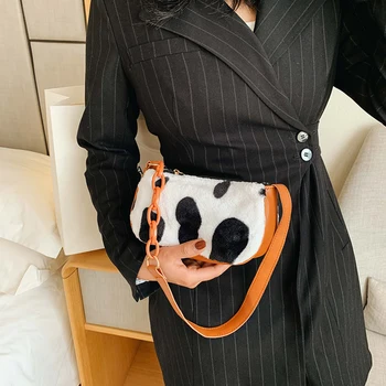 Ceny Krowa Mleko Wzór Torby Na Ramię Dla Kobiet 2020 Zima Miękki Pluszowy Mały Pod Pachami Torby Akrylowy Uchwyt Skrzynki Kobieta PU Ciepła Torba Z Futerka