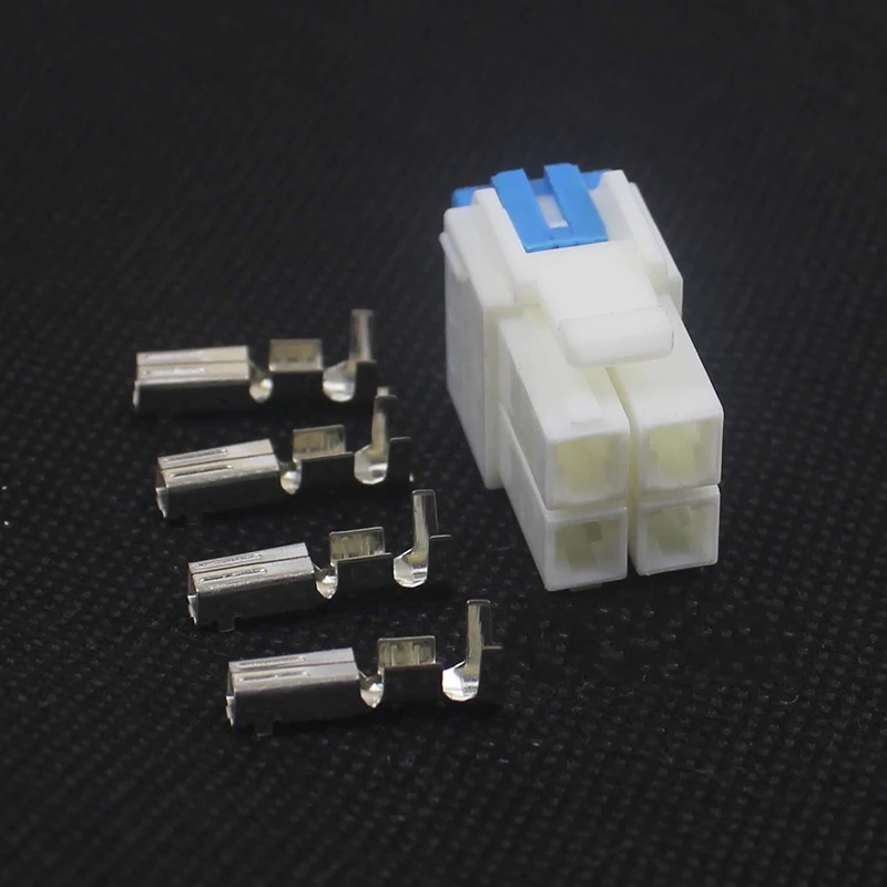 High Quality 4Pin Power Connector Converter for YAESU ICOM KENWOOD IC 7000 IC 7600 FT 450 2