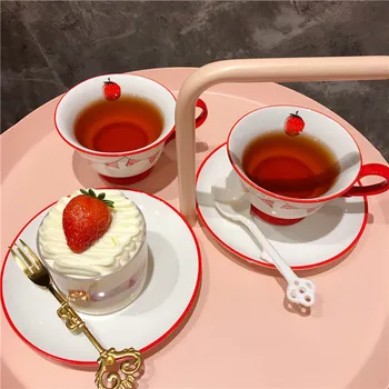

Creative Mug Sweet Girl Heart Strawberry Coffee Cup Saucer Ceramic English Afternoon Tea Set Milk Cup cute cup travel mug CL1218