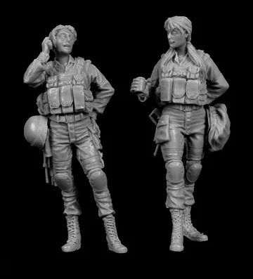 

1/35 Resin Model Building Kit Figure Female soldier